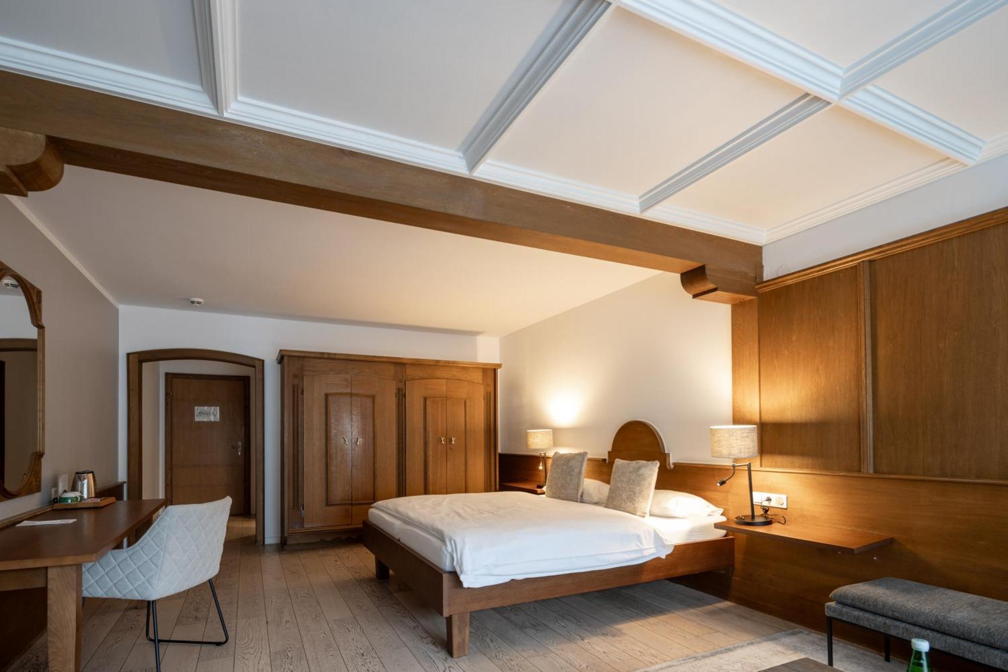 Q! Hotel Maria Theresia Кицбюел Екстериор снимка